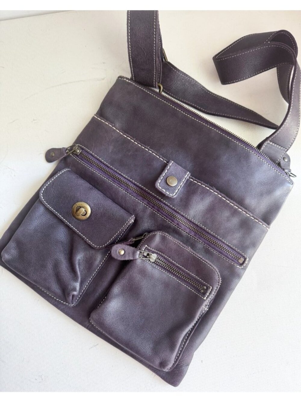 ROOTS Leather Venetian Villager Bag Purple